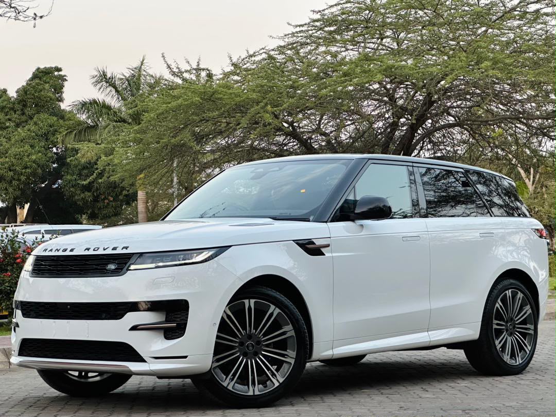RANGE ROVER SPORT  DAYNAMIC  SE MHEV AUTOBIOGRAPHY thumbnail 2